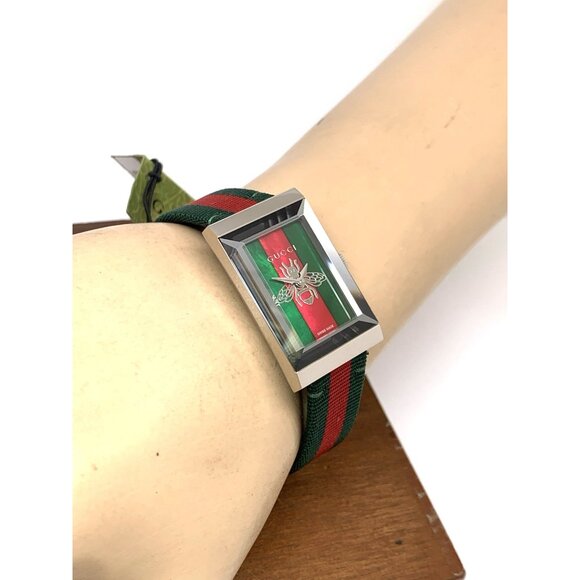 Gucci Women's Watch YA147408 G-Frame Green Red Dial Swiss Quartz Tank Nylon Band - Picture 6 of 15